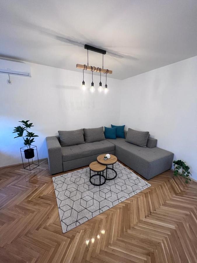 Sari City Center Apartment Νόβι Σαντ Εξωτερικό φωτογραφία