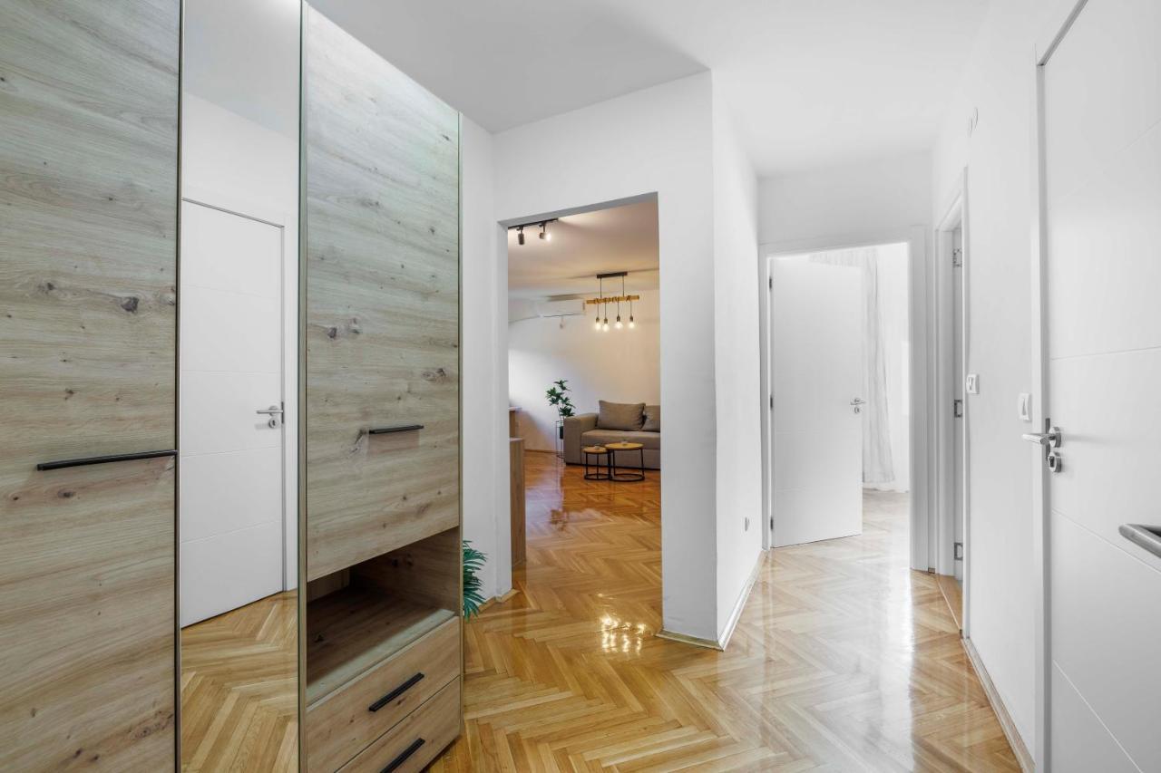 Sari City Center Apartment Νόβι Σαντ Εξωτερικό φωτογραφία